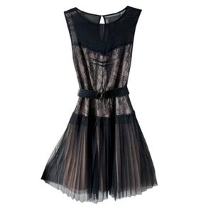 ❣️ZARA Black Lace Pouf Dress❣️